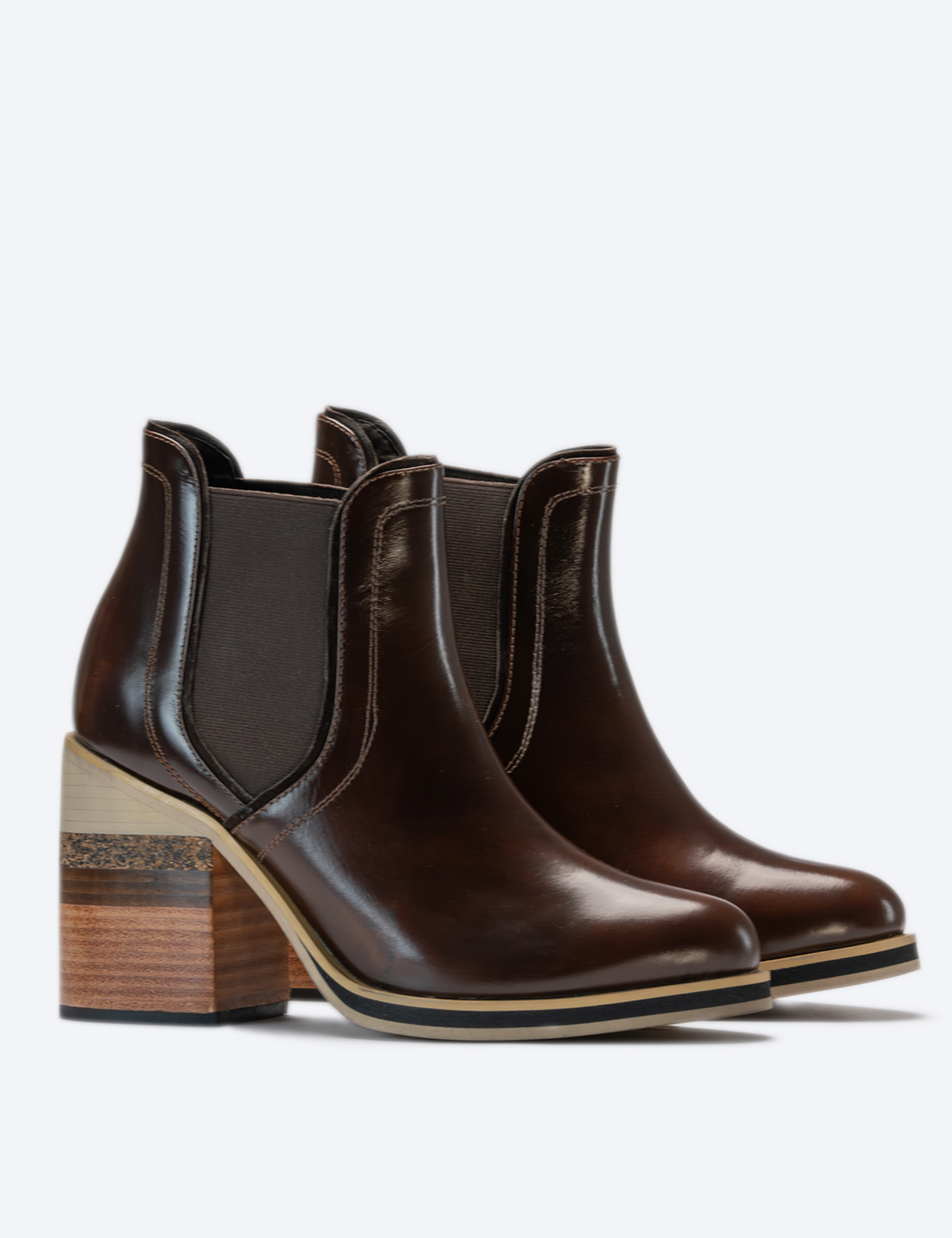 BOTIN ROMA CARAMELO