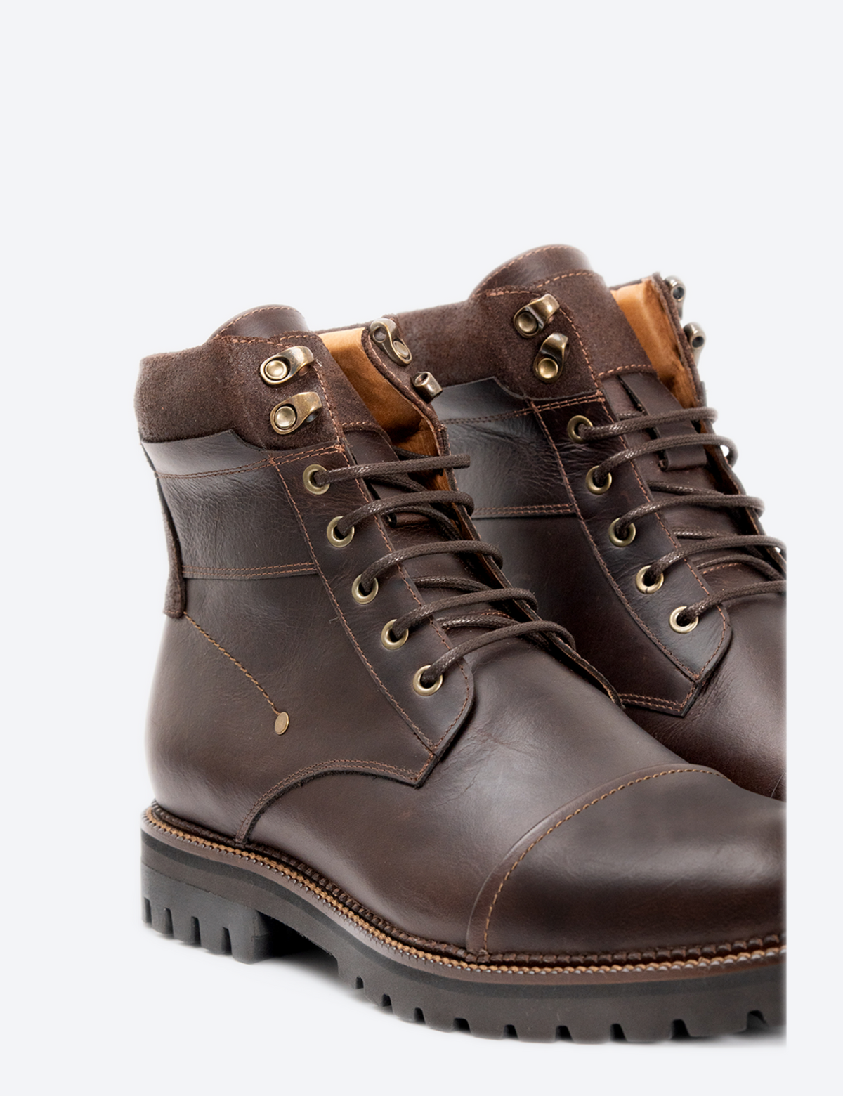 BOTAS MESINA CAFÉ